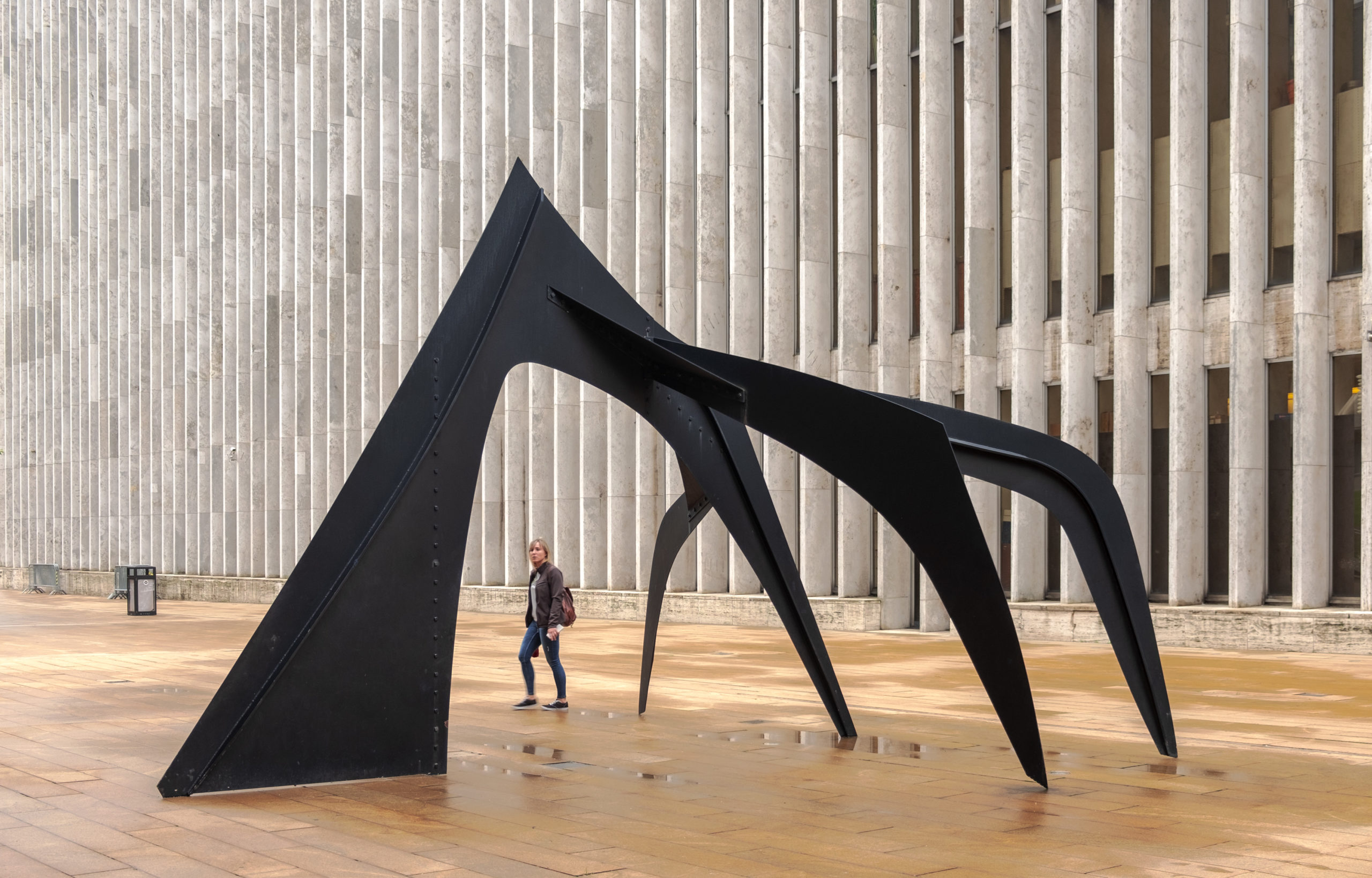 Le Guichet sculture by Calder, Lincoln Center,